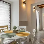 Seek And Hide - Little Julia's Hideaway Apartament