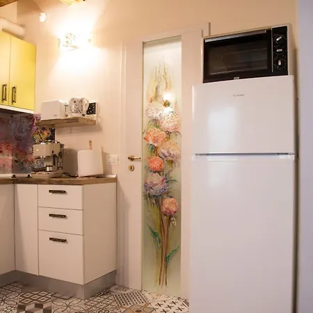 Apartman Seek And Hide - Little Julia's Hideaway