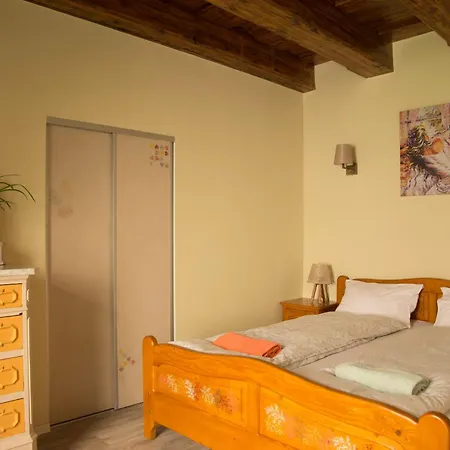 Seek And Hide - Little Julia's Hideaway Braşov