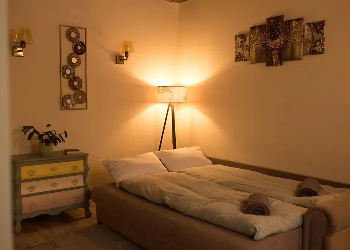 شقة Seek And Hide - Little Julia's Hideaway *